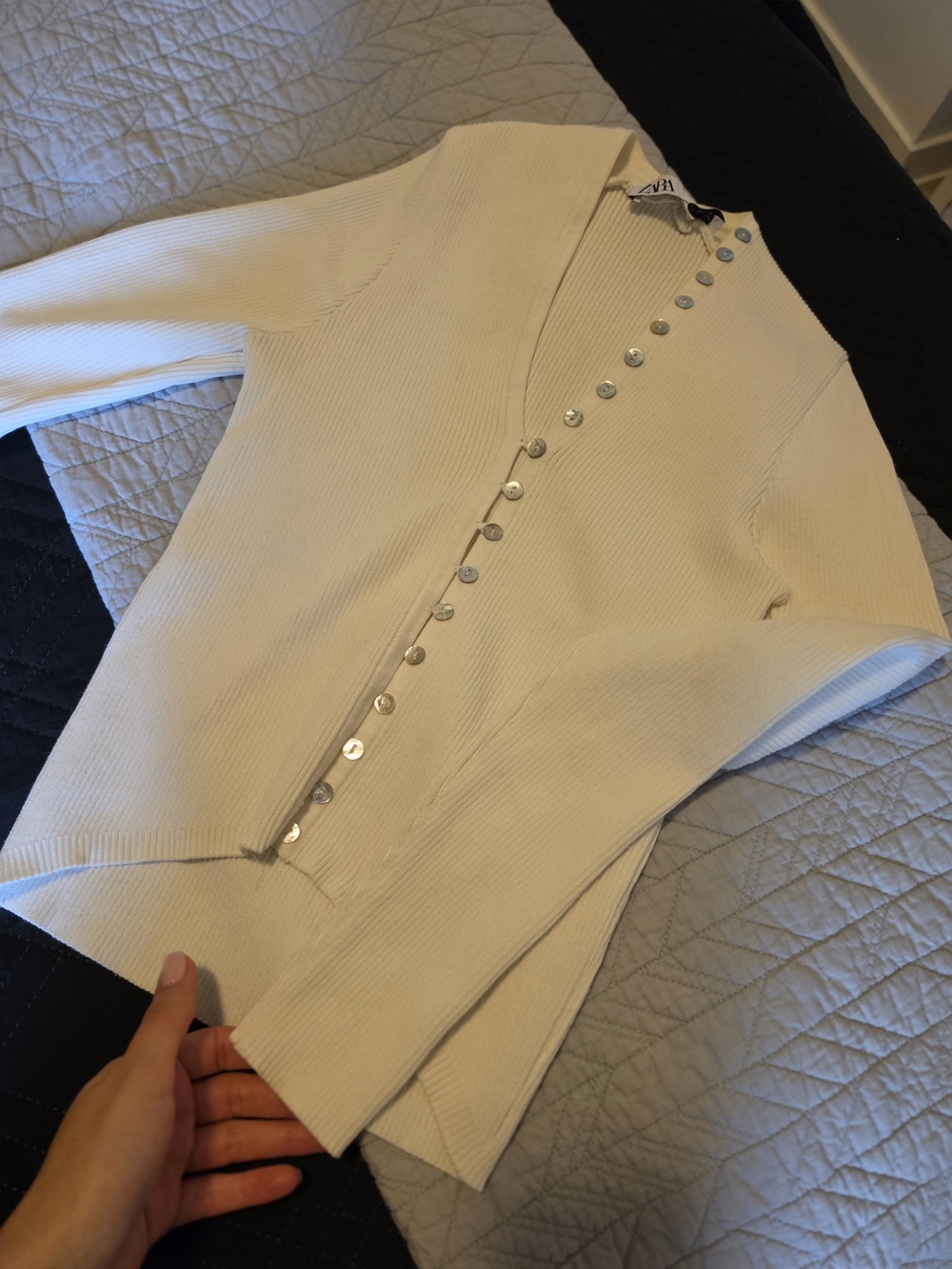 Zara Ribbed Button-Up Cardigan Blouse - Picture 2 of 4